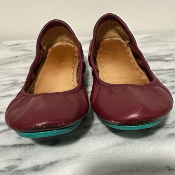Tieks Burgundy Ballet Flats sz 8 - Picture 4 of 10